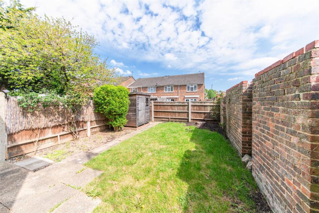 STEVENS CLOSE (5).jpg