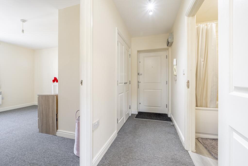 36 Sutton Terrace (Boston)-3