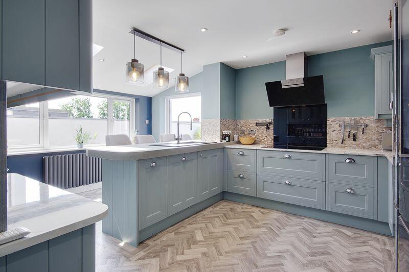 Kitchen/Breakfast Room
