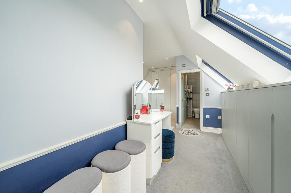 1298338-5-682f05c...