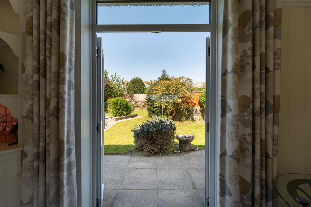 Snug/Study Opening to the Rear Garden