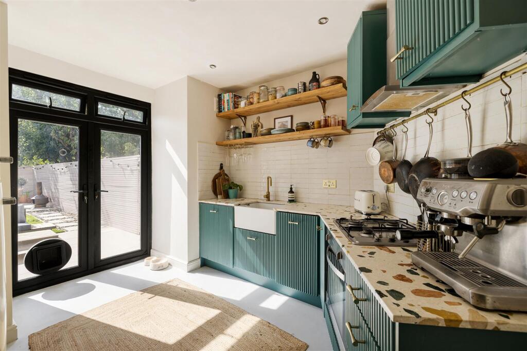 Brookscroft Road, E17