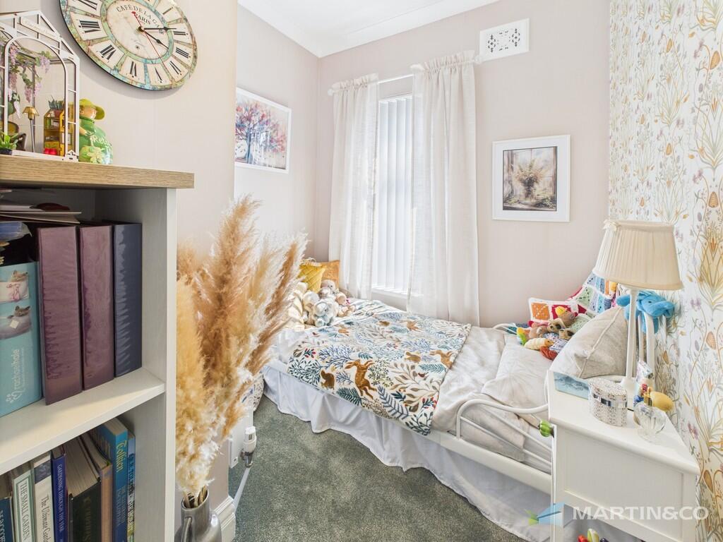 CAM02318G0-PR0487...