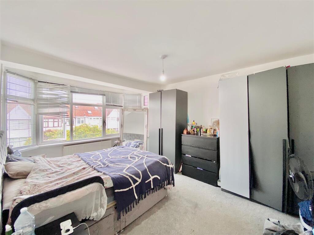 WhatsApp Image 2025-06-04 at 15.08.36_7de56eee.jpg