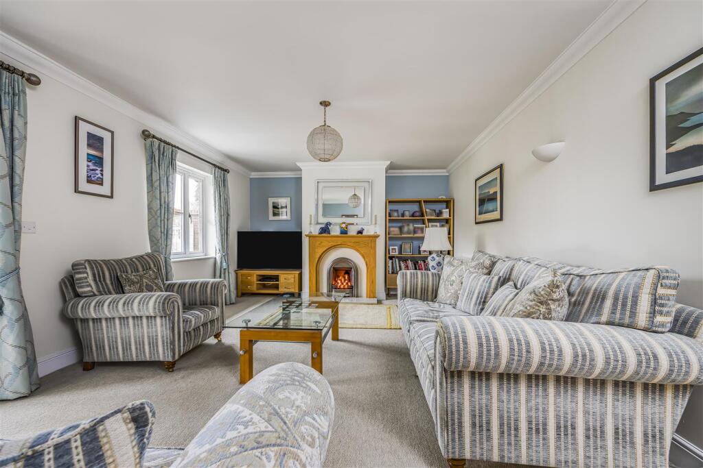 2 Clarendon Close, Denmead-PorticoMarketing-Nexa-3