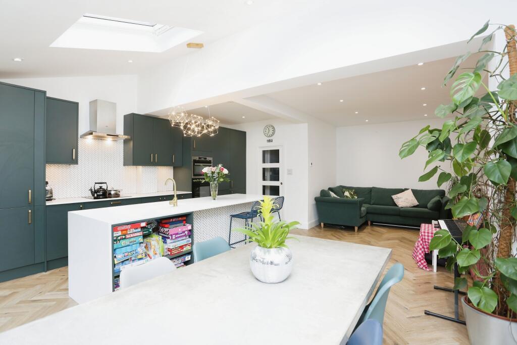 Kitchen/Family Room