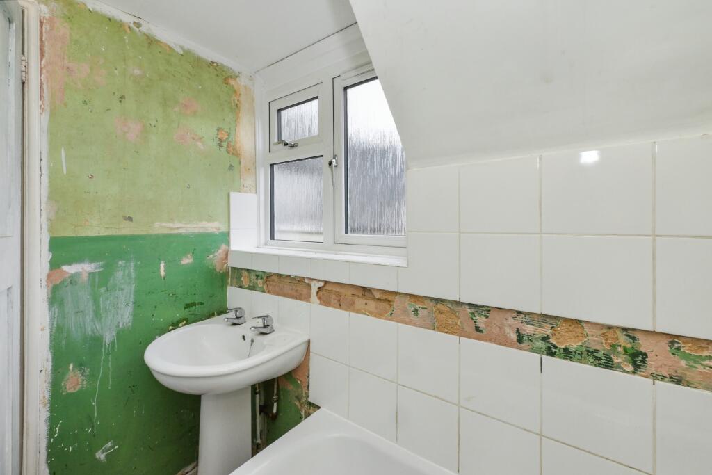 42 Horslow Street, Potton, Sandy Beds SG19 2NX