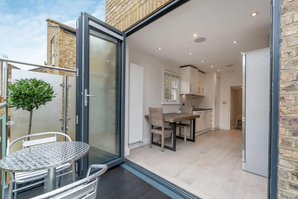 Kitchen2 Feb 2019.jpg