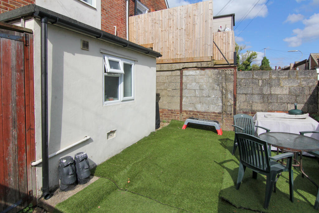 Flat 3 - Outside Space