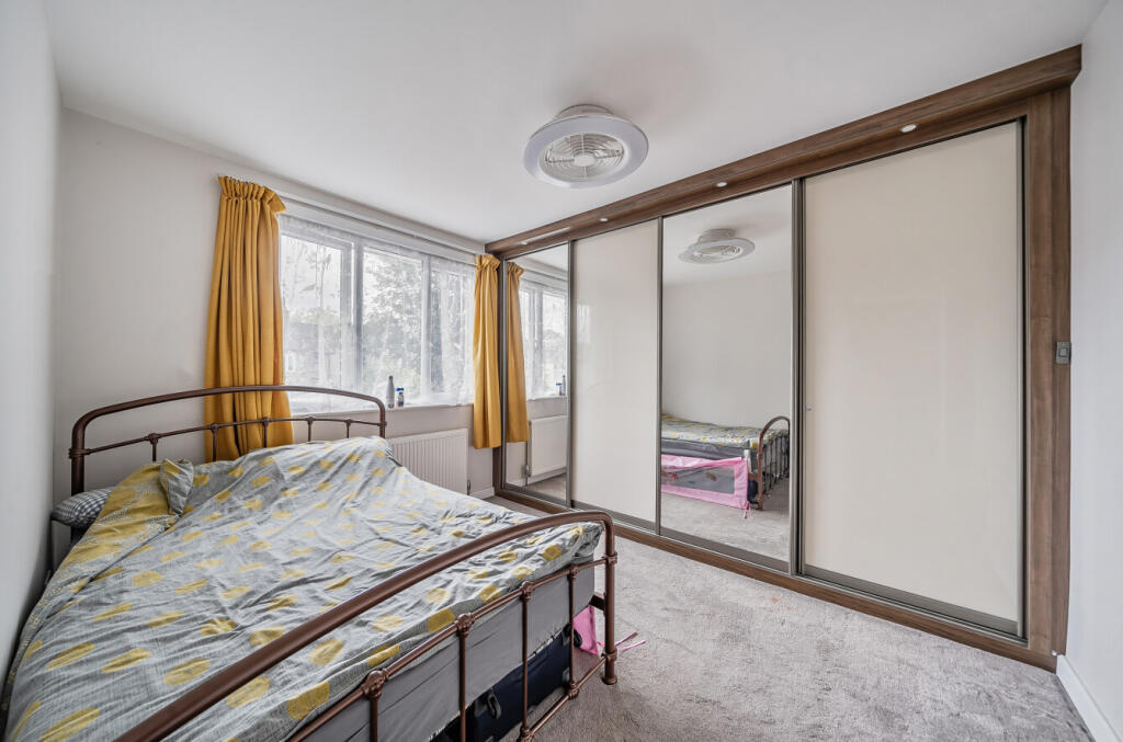 1328528-4-687fcad...