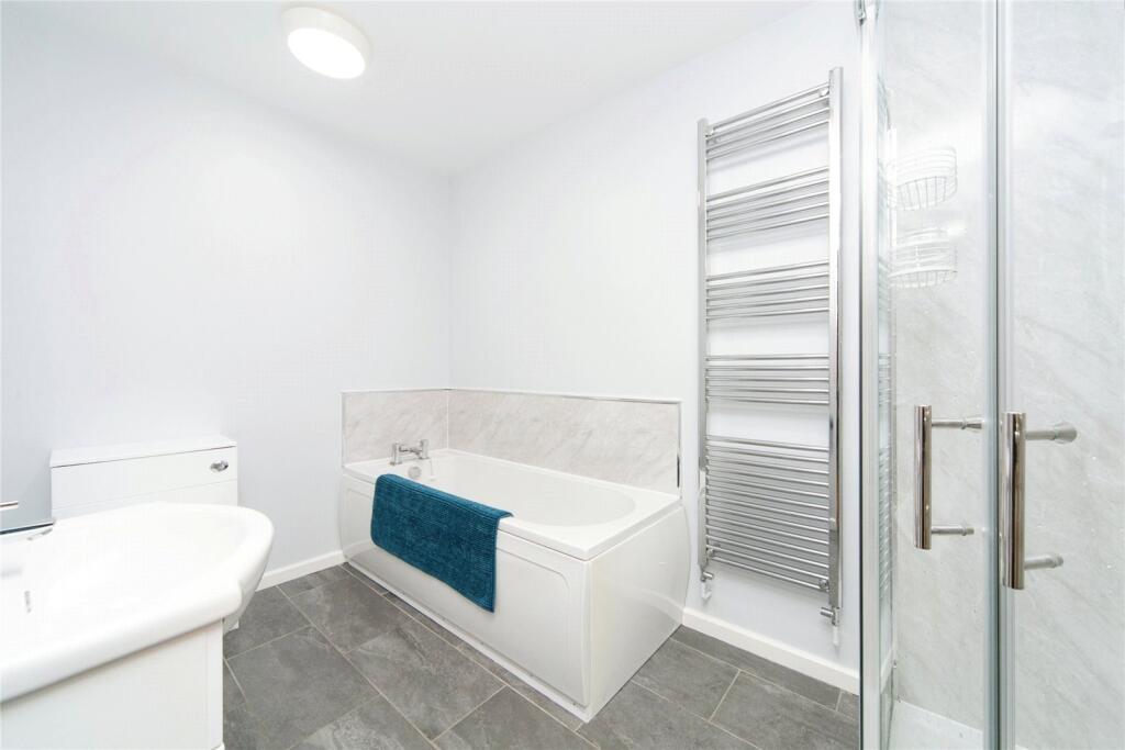 Coach House Bathroom