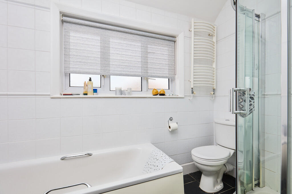 Edward Knight 202...