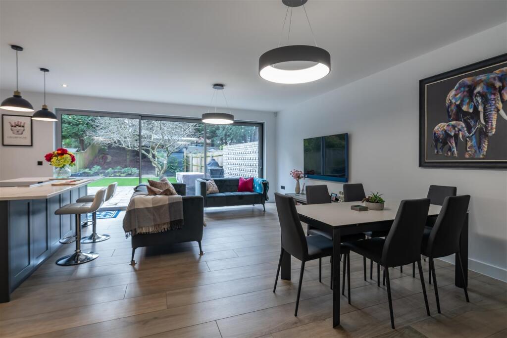 Dining/Living