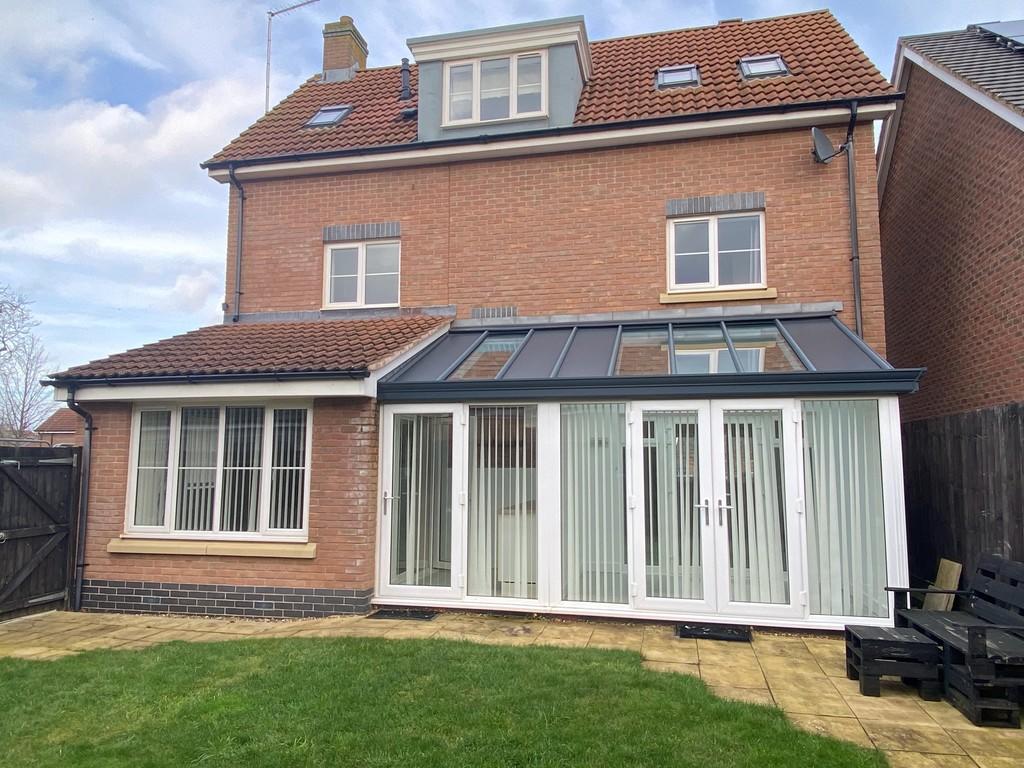Rear of House Sho...