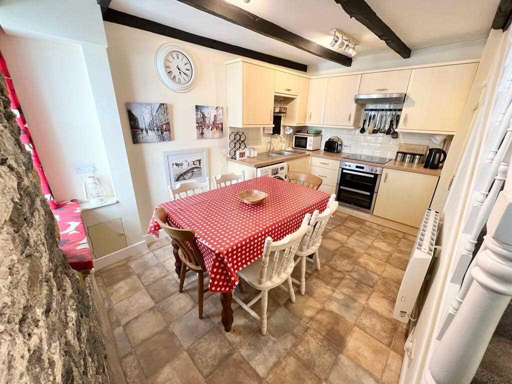 Kitchen/Breakfast