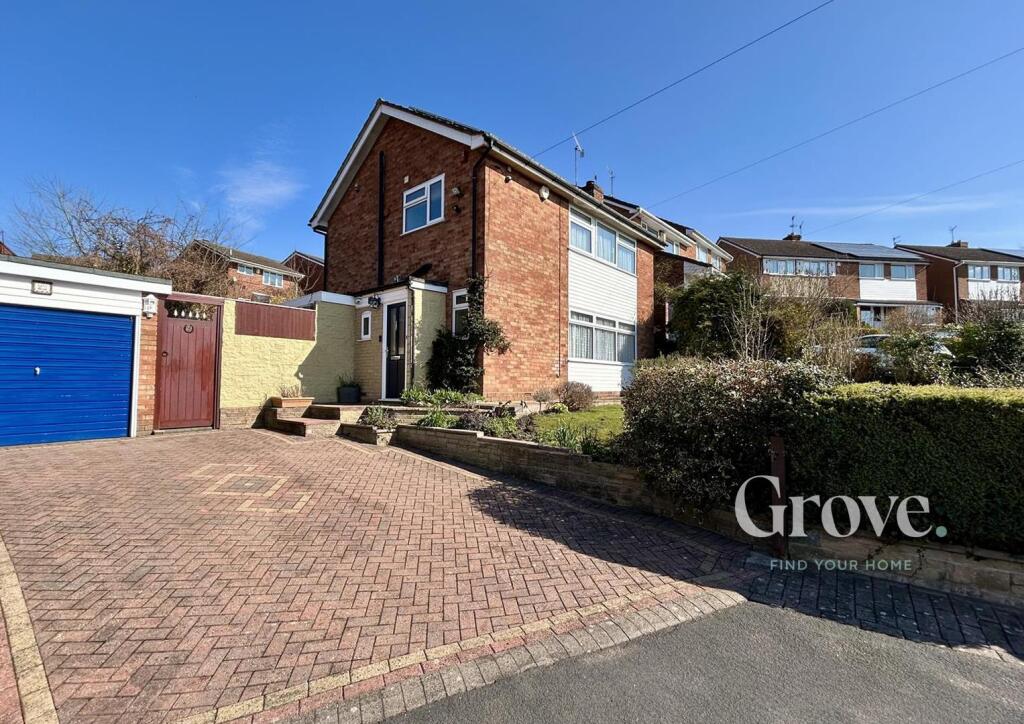 Castle Close Cradley Heath 2.jpg