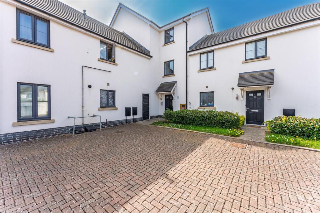 22 Sorrell Place BS34 8AB -51.jpg