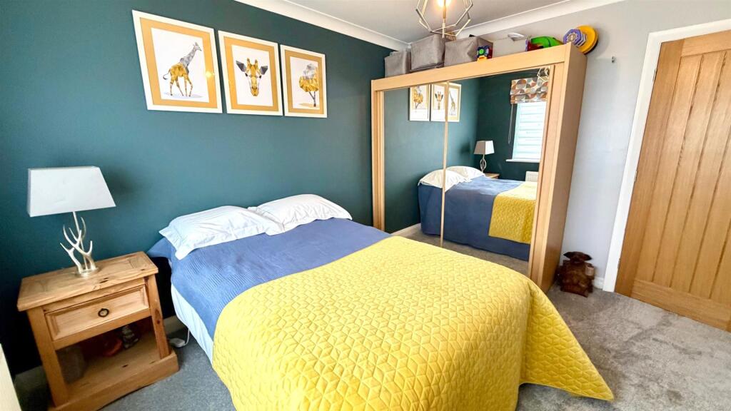 GROUND FLOOR BEDROOM 2