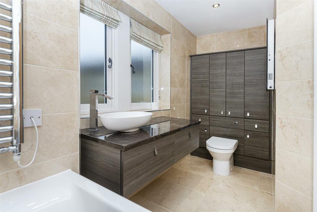 Bramleys Estate Agents - Beech Court - Farnley Tya