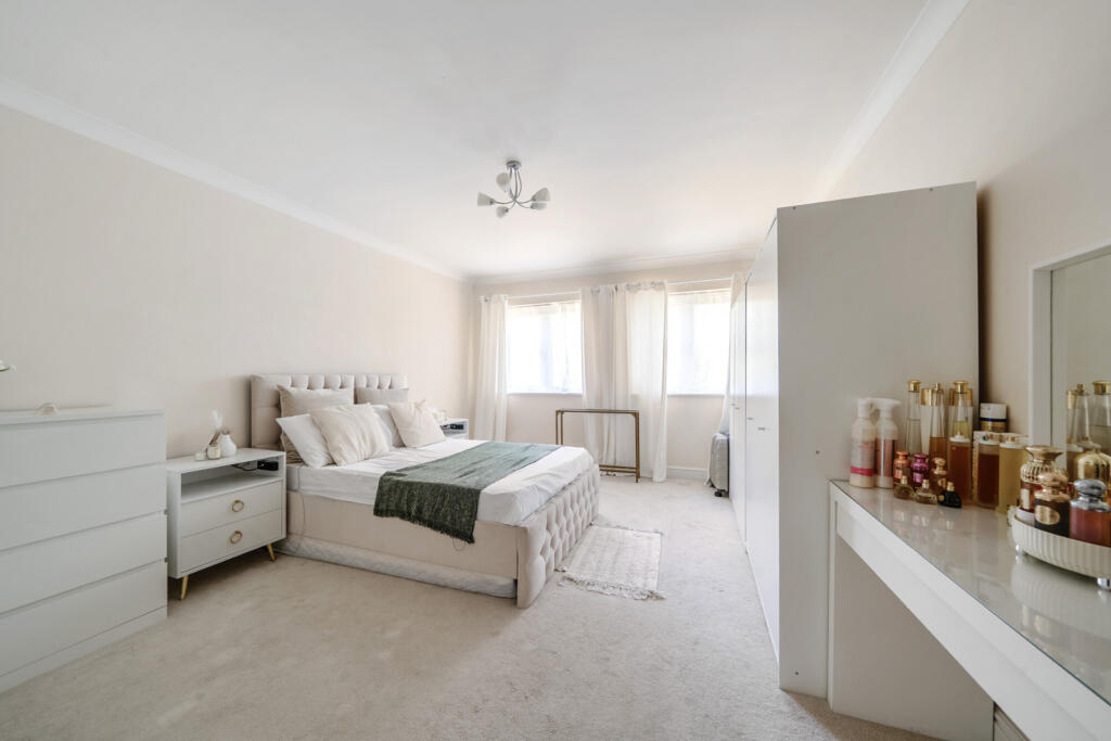 1321195-13-686cfb...