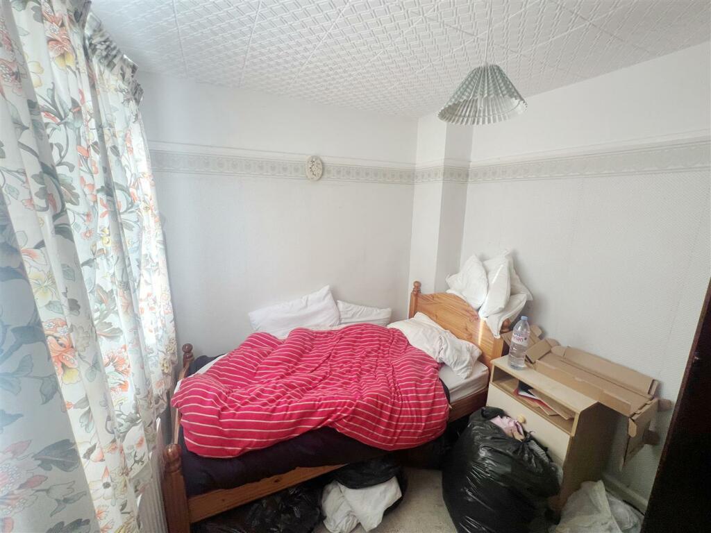 bed 3