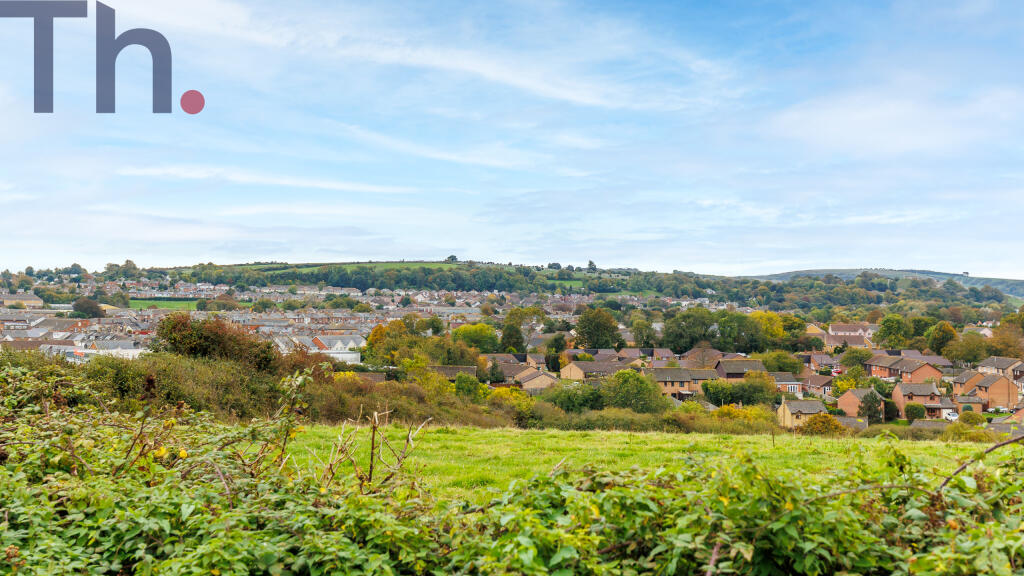 Views over Mountjoy &amp; Carisbrooke
