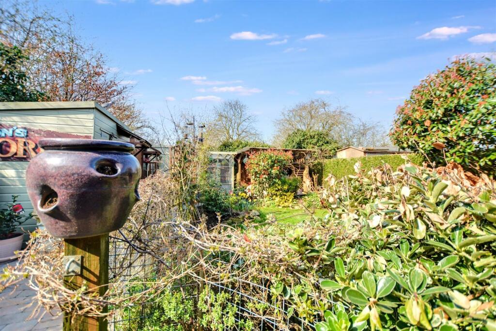 Garden_2.jpeg