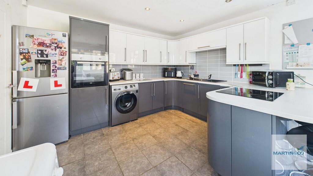 CAM03663G0-PR0213...