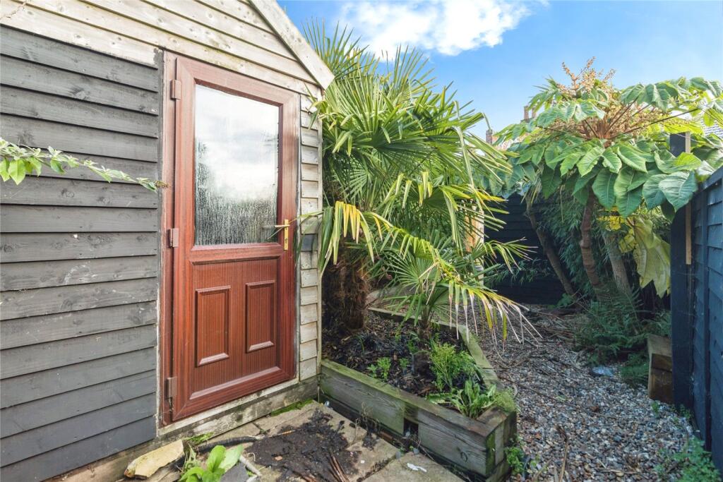 Shed