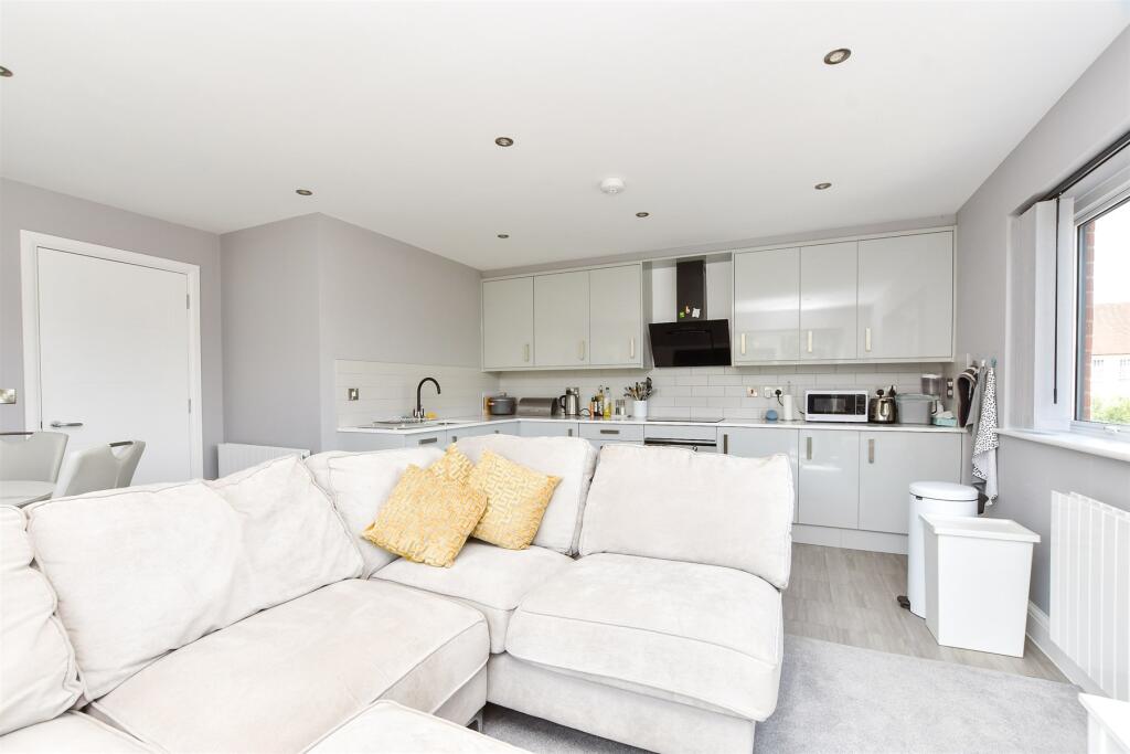 Kitchen/ Lounge/Diner