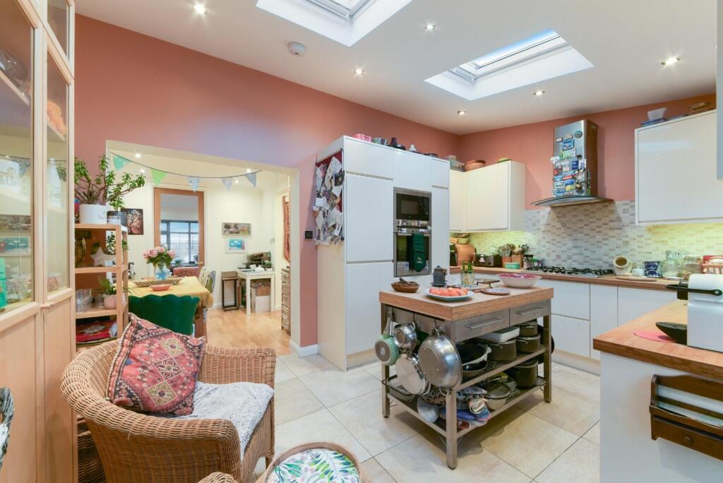 CHANTRY ROAD, (14).jpg