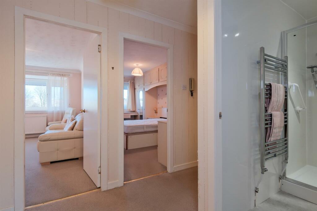 001-21 Westwood Road Newmains, ML2 9DA.jpg