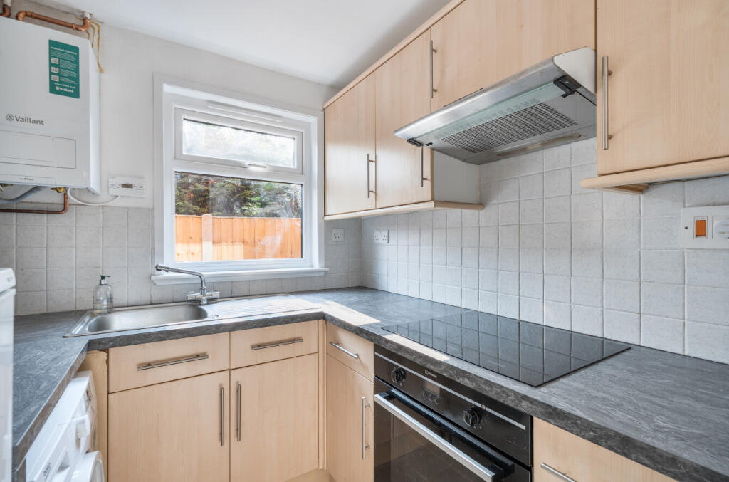 1333159-8-689314c...