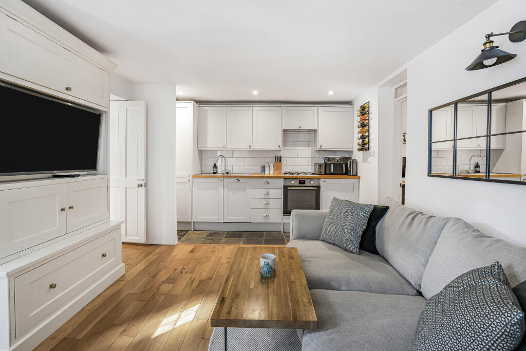 Living/Kitchen