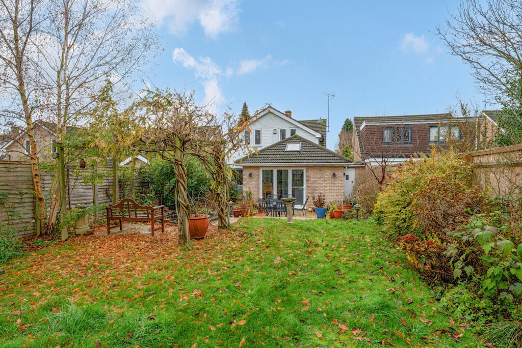 1383285-19-692829...