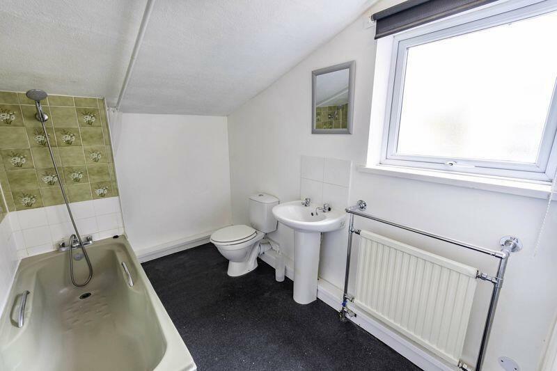 bathroom.jpeg