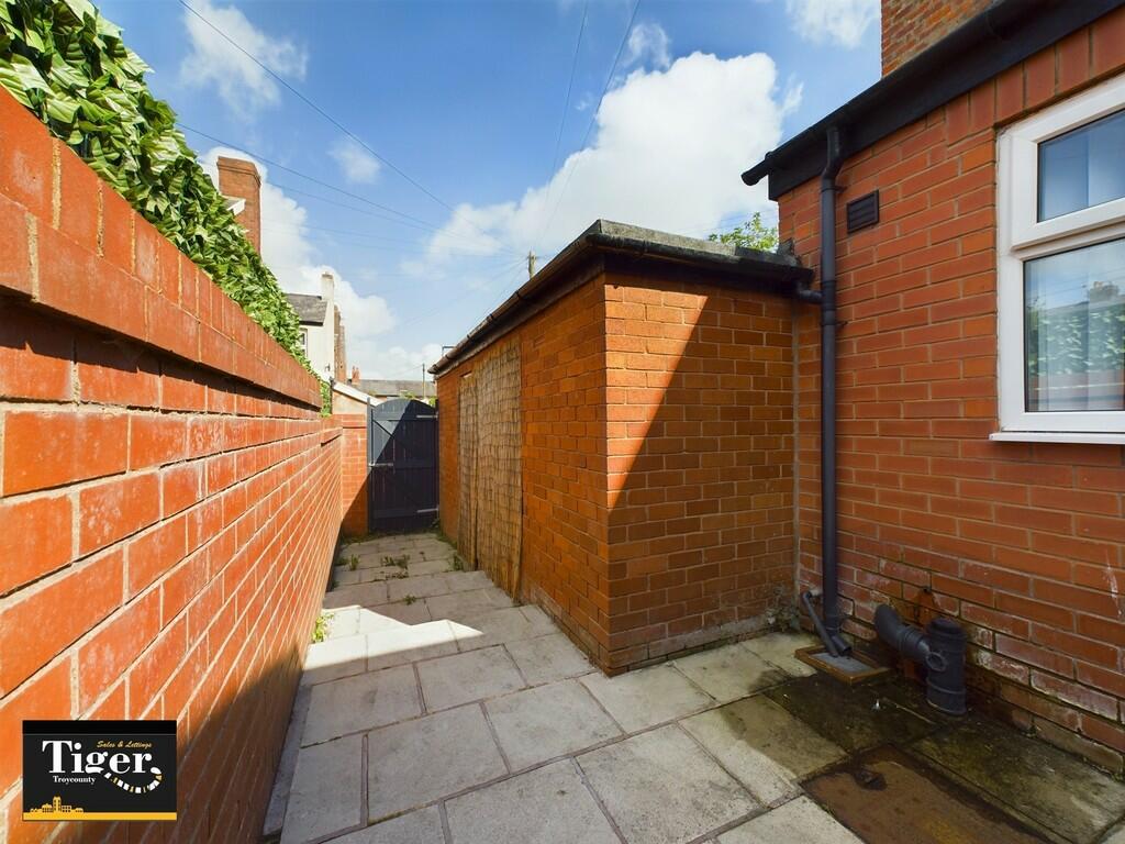 CAM03440G0-PR0152...