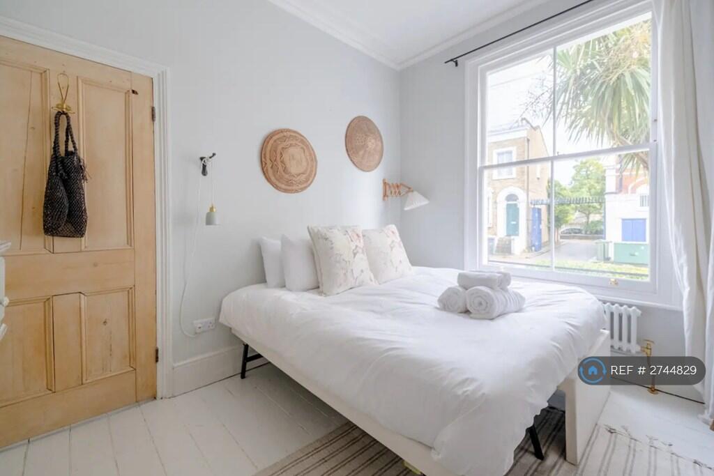 Bedroom 3 (Double Bed)