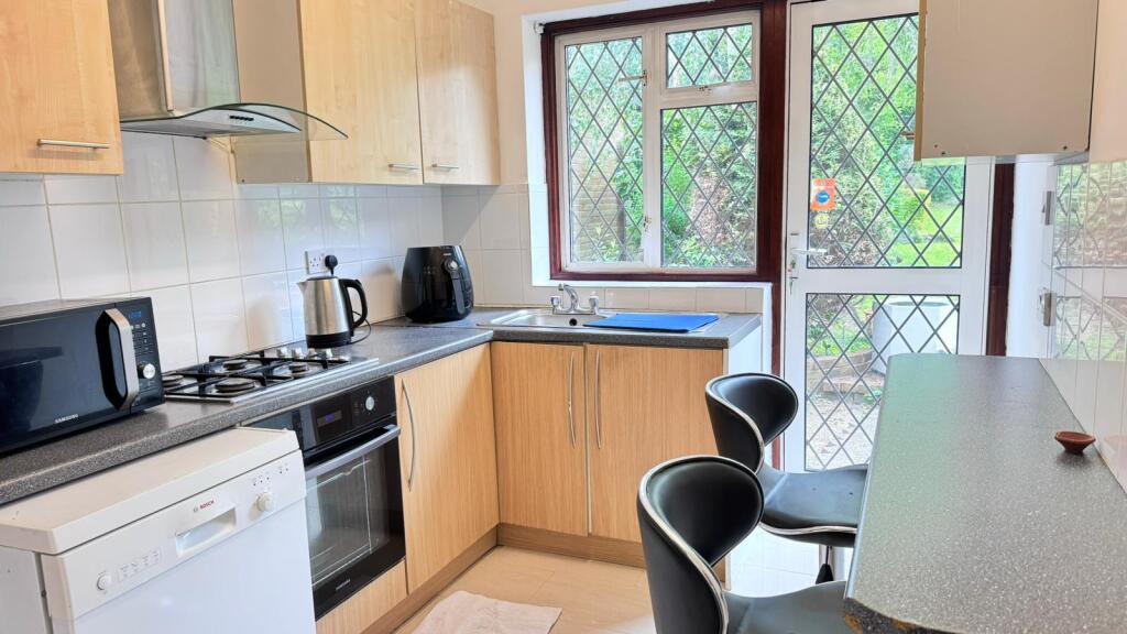 WhatsApp Image 2024-05-18 at 10.42.53 (5).jpeg