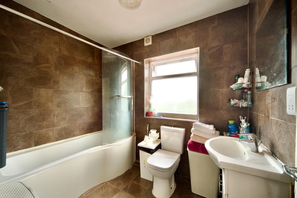 bathroom  eastern.jpeg