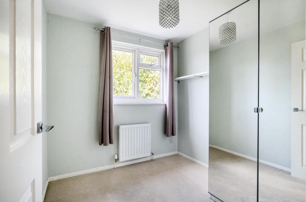 1370561-16-68f78a...