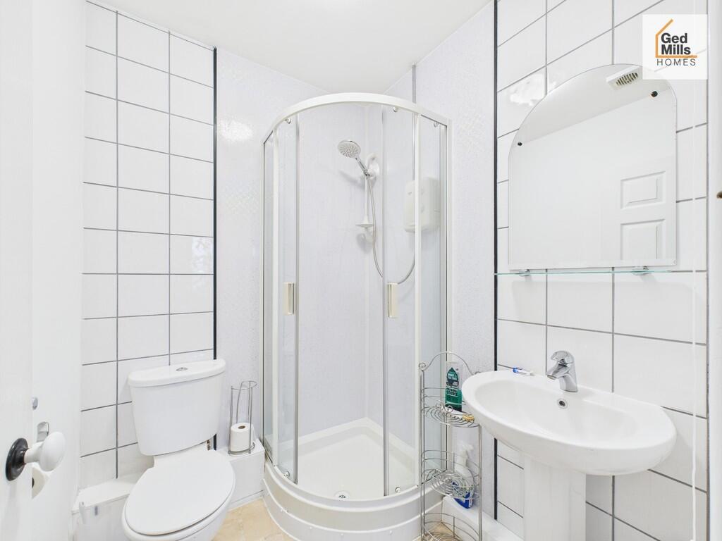 CAM02899G0-PR0066...