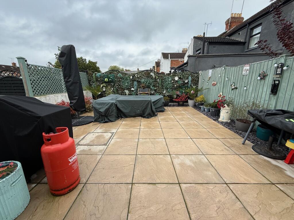 Rear Garden Patio Area