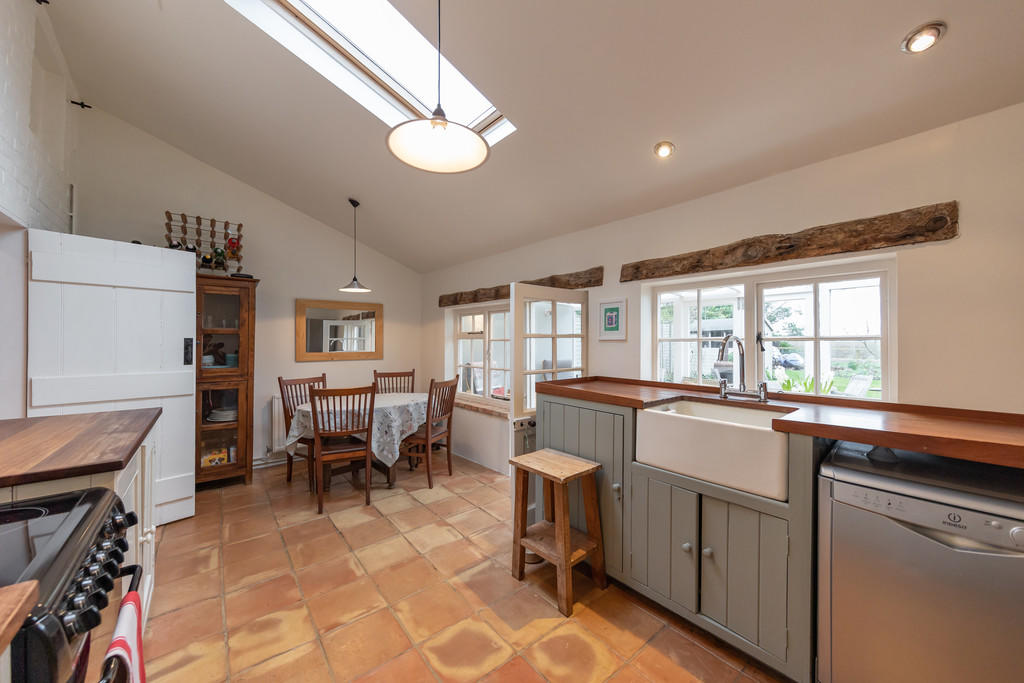 Kitchen diner 