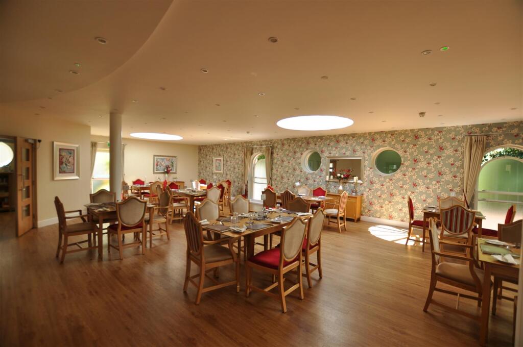 Residents Restaurant.JPG