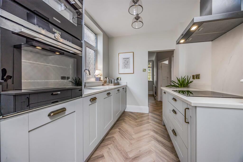 11 Torrington Road, Portsmouth-Small-PorticoMarket