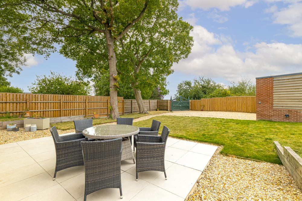 Oak Tree House WEB PH-25.jpg