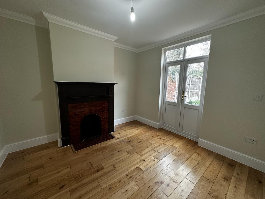 3 Bedroom, 2 Reception House