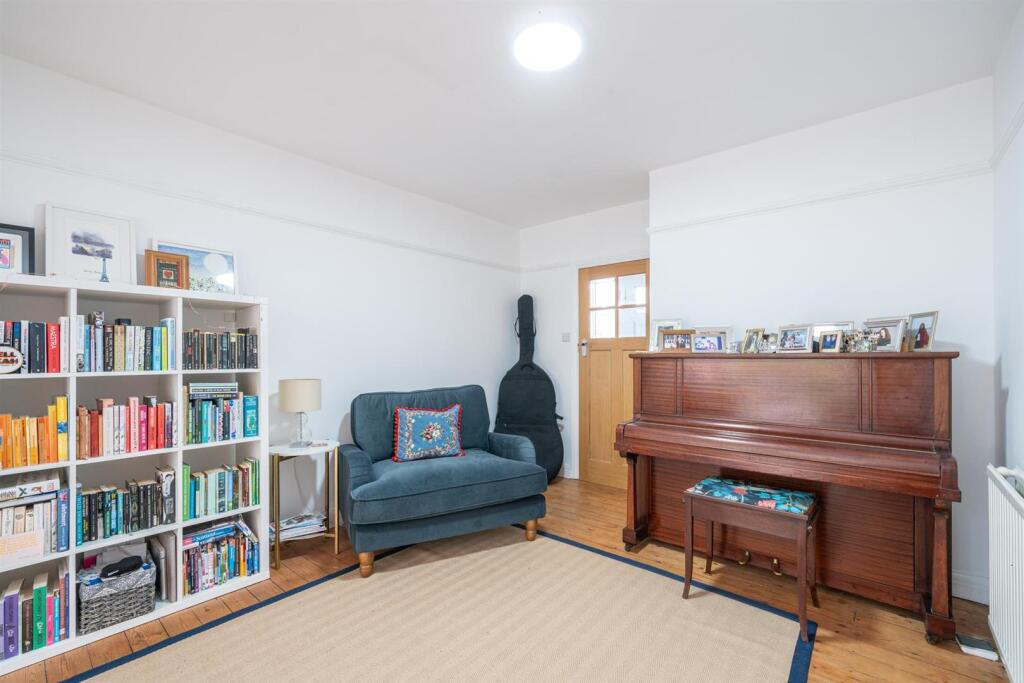 73-Woodland-Drive-7128.jpg