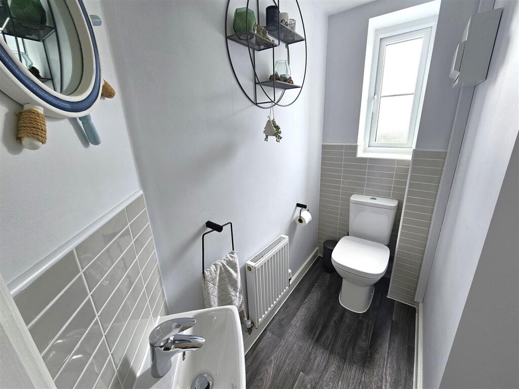 Cloakroom.jpg